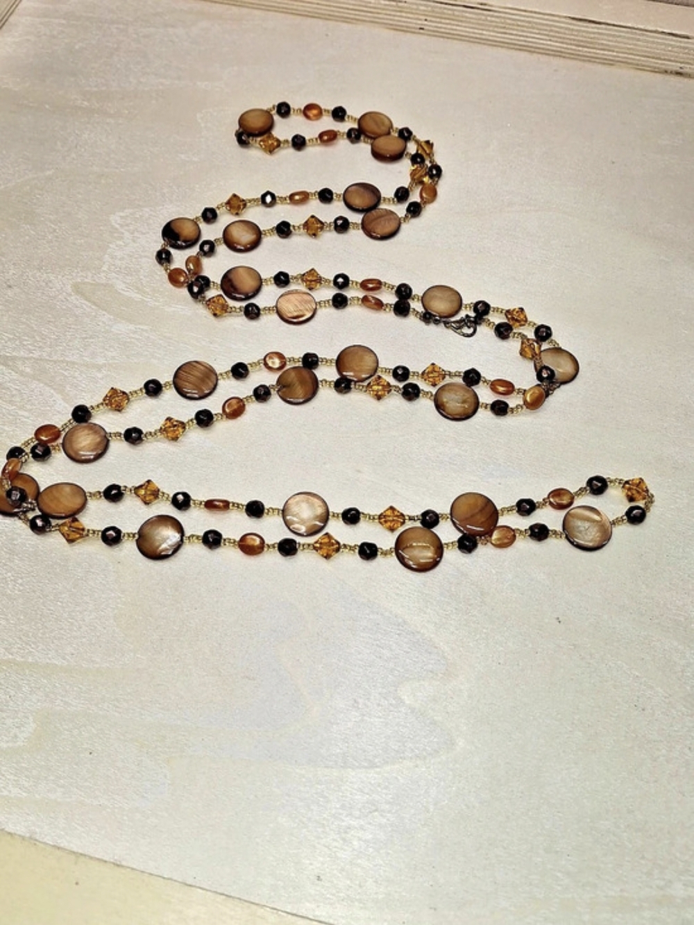 Shell Statement Necklace - Picture 7 of 8